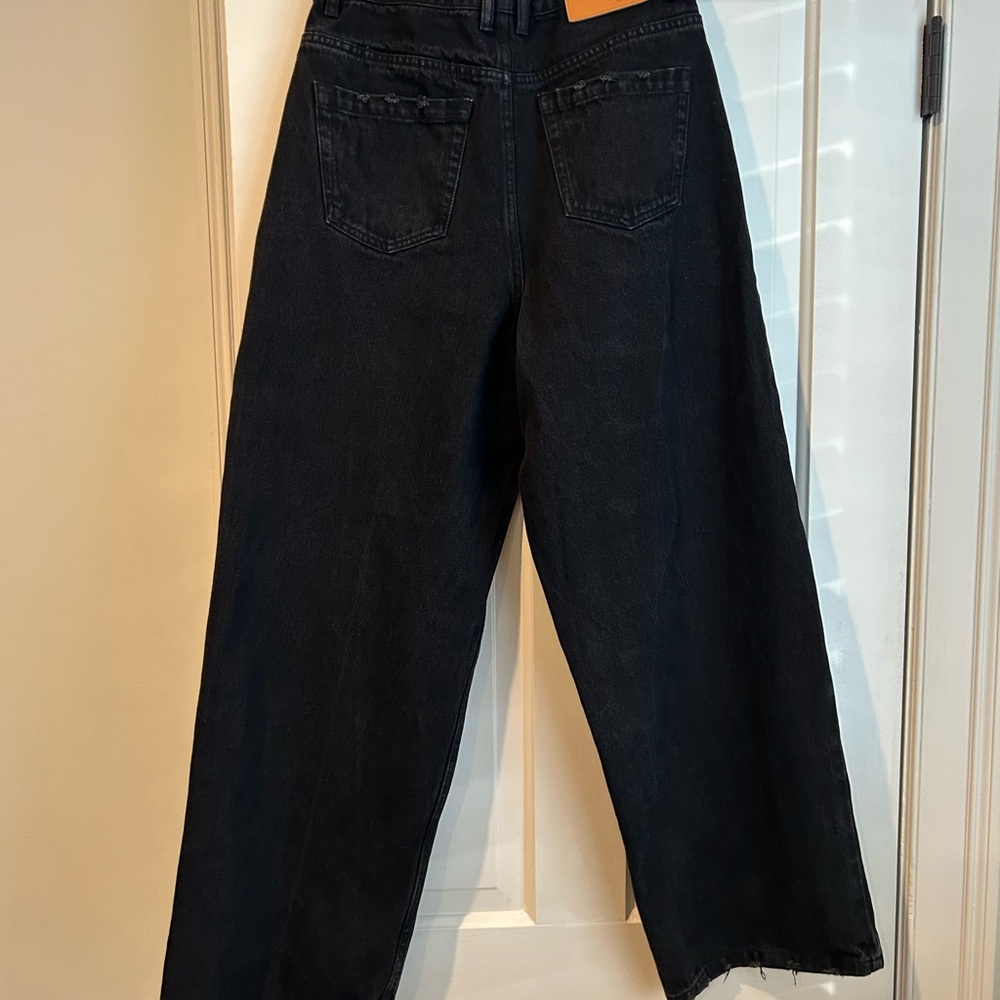 Cole Henry Baggy Relaxed Fit Jeans With Distressed Pockets And Hem. View 4